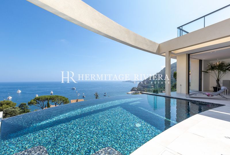 Modern villa - Walking distance to beach - Pool - Sea view