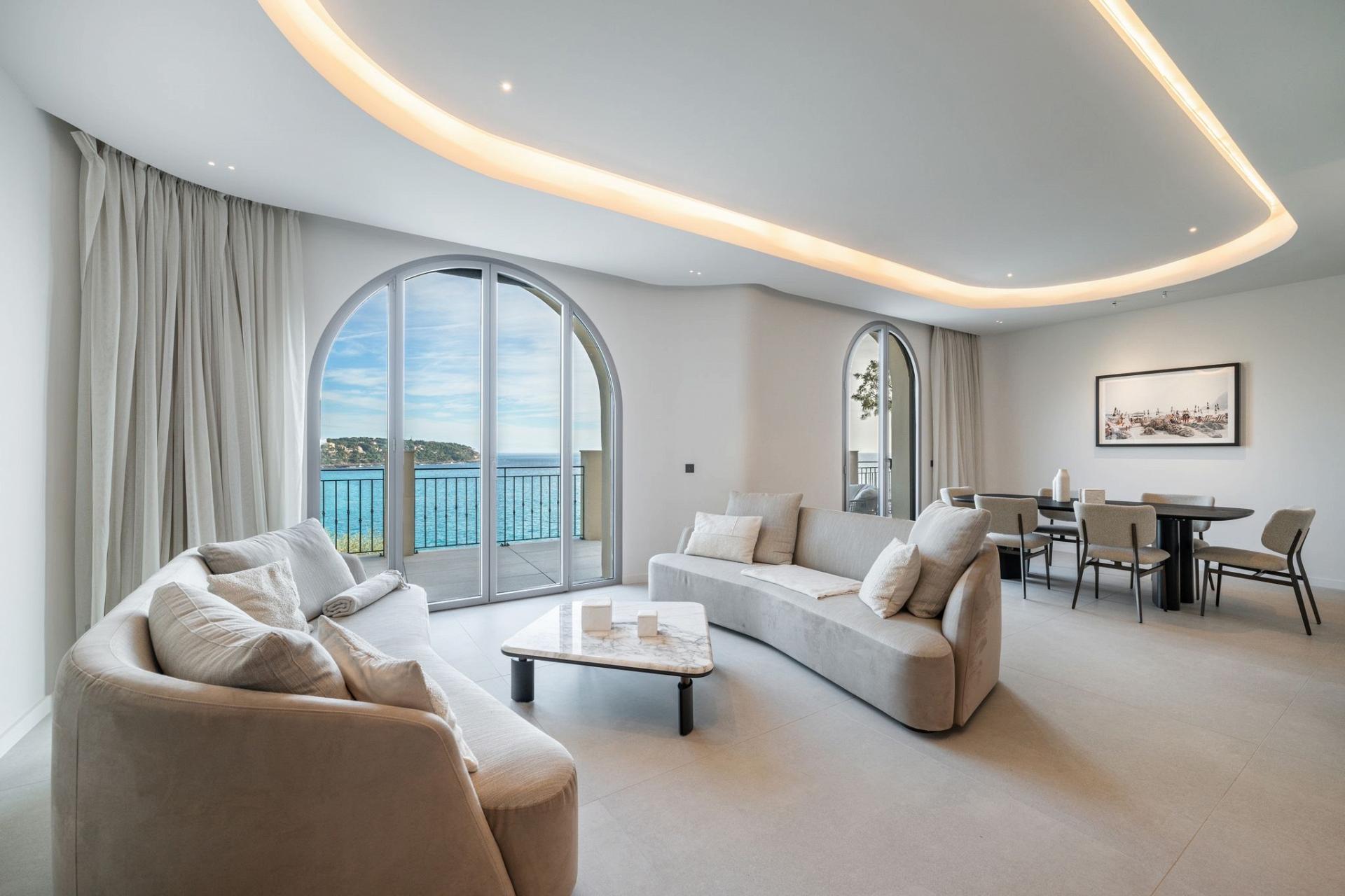 Villa contemporaine récemment rénovée proche Monaco