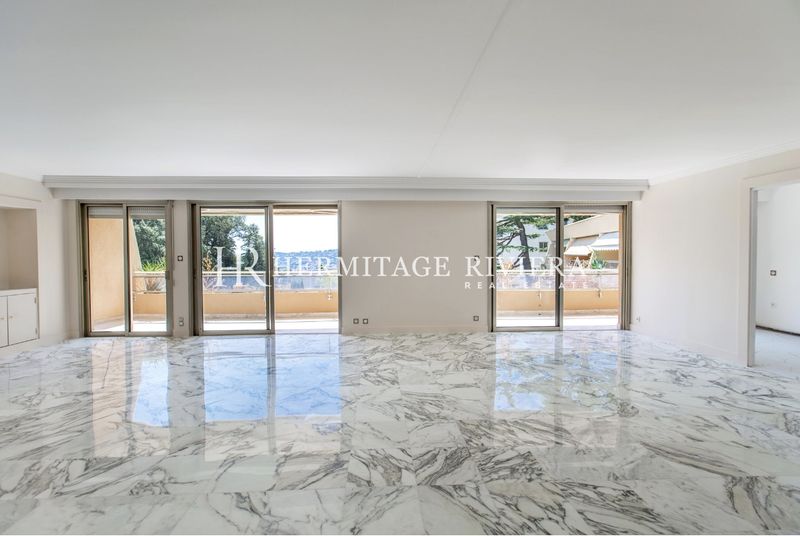 3 bedroom - Roof terrace - Pool