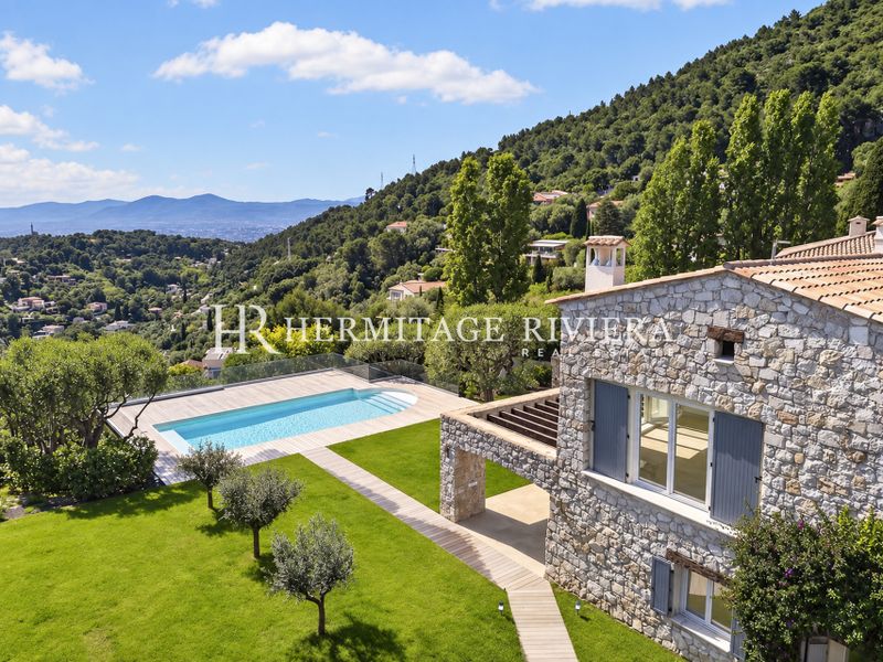 Elegant family villa - Renovated - Calm - Sea view