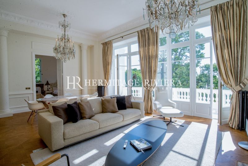 Elegant apartment in Belle Epoque residence