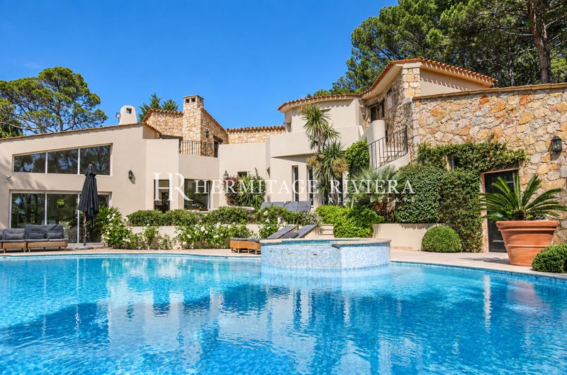 Charming propery in gated condominium